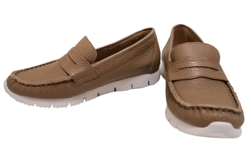 【arui_toe 39512 グレージュ】本革コンフォートローファー